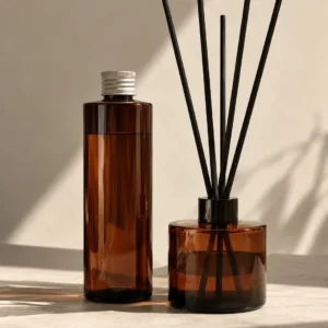 Recarga de 250 ml junto al difusor de varillas de Raíces & Trazos